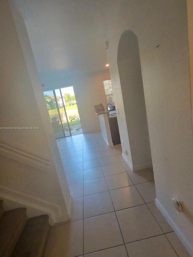 4236 SW 164th Ct unit 4236, Miami, FL 33185 - photo 7