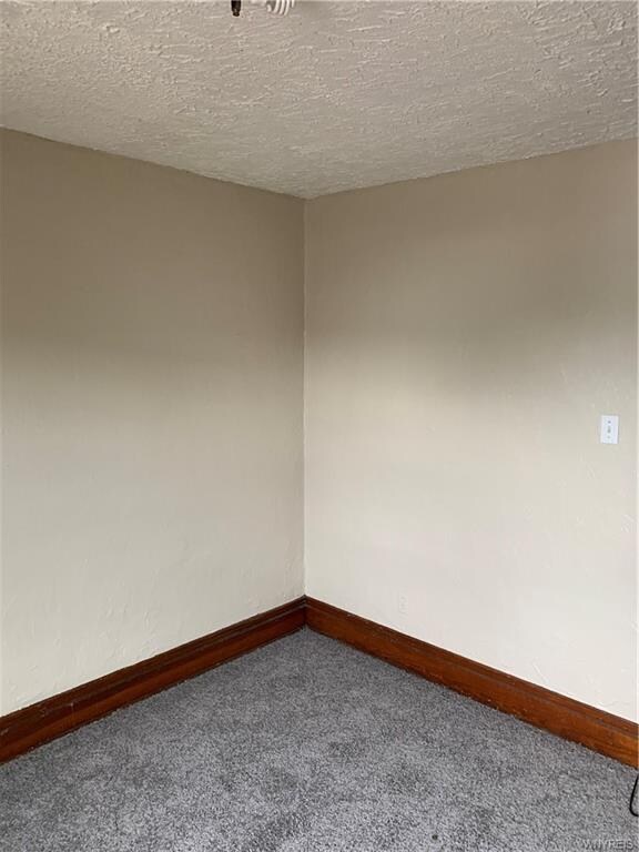 712 17th St, Niagara Falls, NY 14301 - photo 3