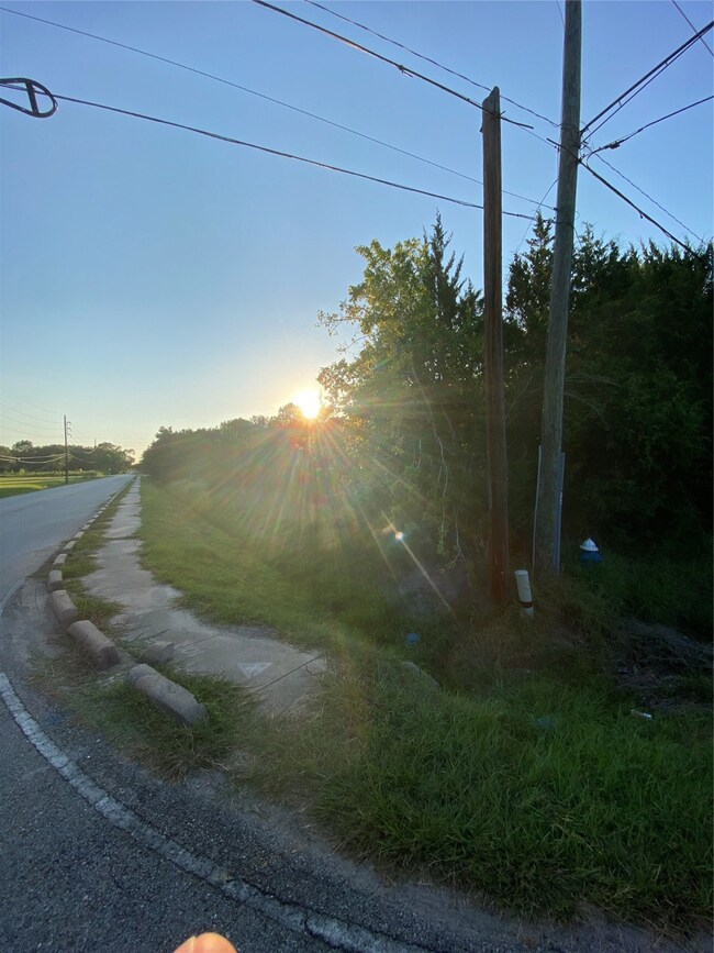 0 Dover St unit 26134764, Houston, TX 77061 - photo 3