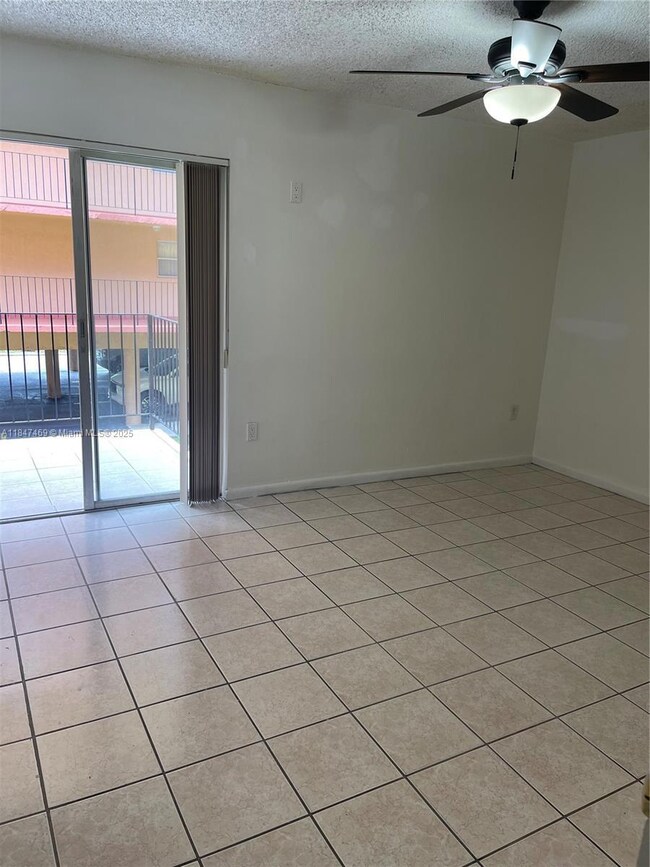 1810 W 56th St unit 3127, Hialeah, FL 33012 - photo 7