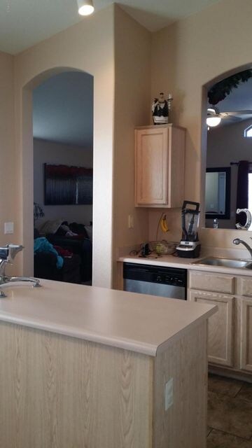 Sean Ct Pic Kitchen 2