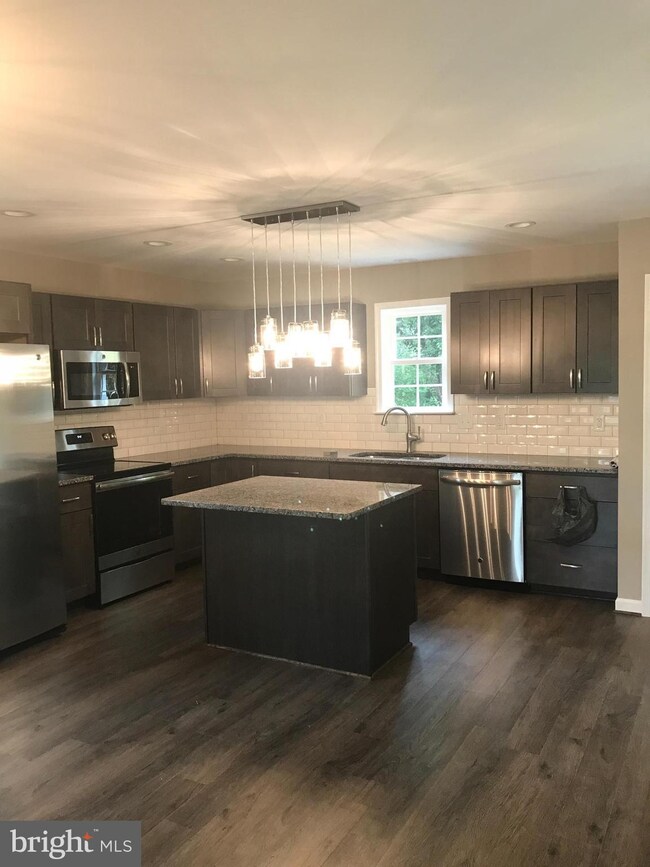 20 E 13th St, Front Royal, VA 22630 - photo 6