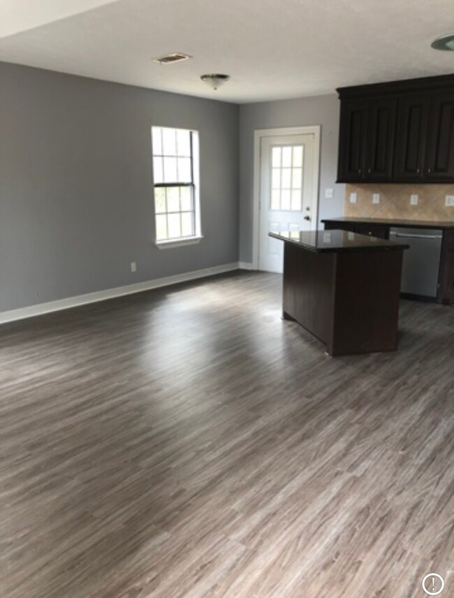 10976 Cedar St, Cleveland, TX 77328 - photo 2