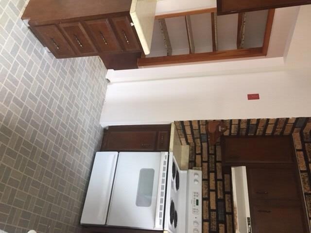 102 Minuteman Dr, Millinocket, ME 04462 - photo 2