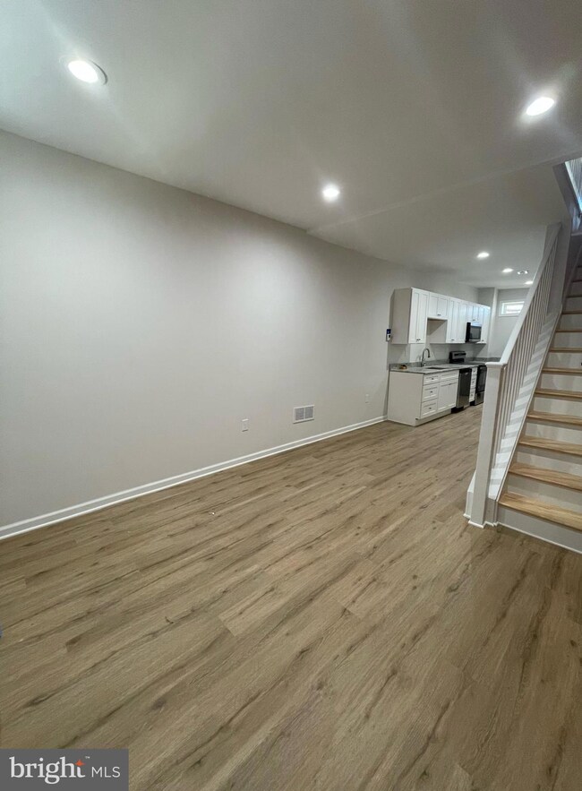 410 S Vincent St, Baltimore, MD 21223 - photo 2