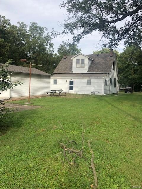 7 N Cherry St, Freeburg, IL 62243 - photo 4