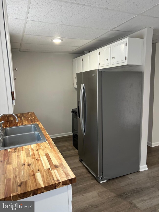 50 Briarwood Ln unit 3, Berkeley Springs, WV 25411 - photo 3