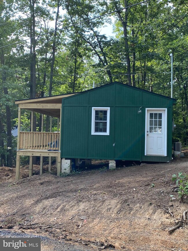 91 Acorn Nut Ln, Front Royal, VA 22630 - photo 2