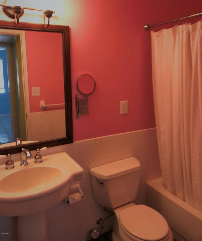 Hall Bath Up Graded Fixtures