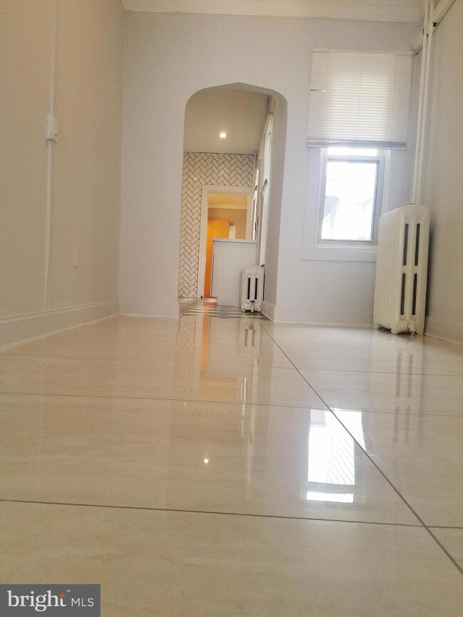 514 Birch St, Reading, PA 19604 - photo 7