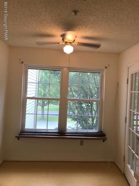 1201 Village Dr unit 1201, Stroudsburg, PA 18360 - photo 5