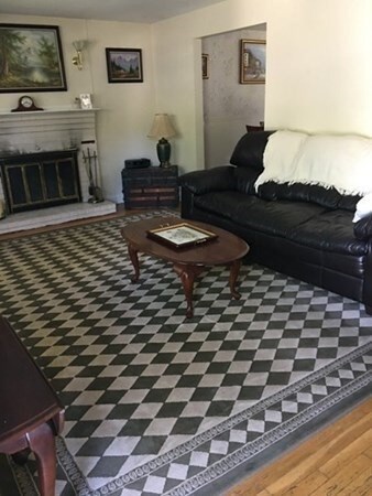 227 Shaw Farm Rd, Holliston, MA 01746 - photo 3