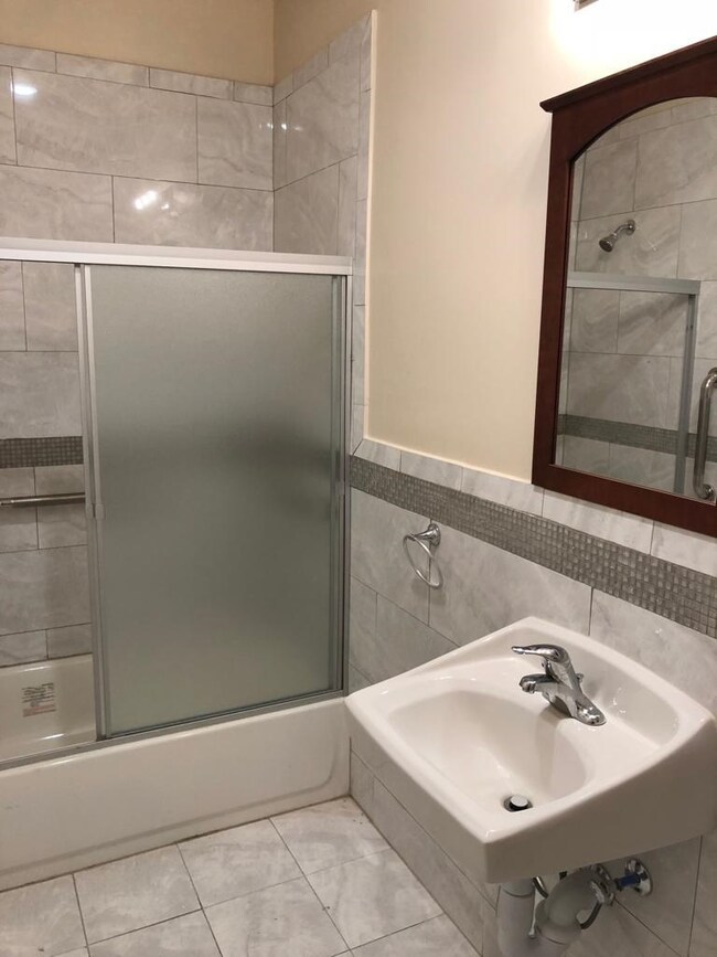 54 Bergen Ave unit 1, Jersey City, NJ 07305 - photo 4