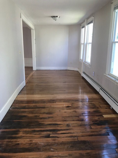 324 Roosevelt Ave, Pawtucket, RI 02860 - photo 3