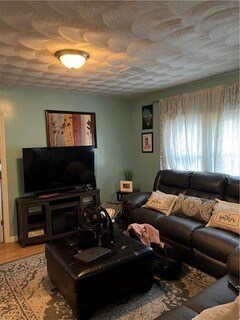 399 Pawtucket Ave unit 3, Pawtucket, RI 02860 - photo 6