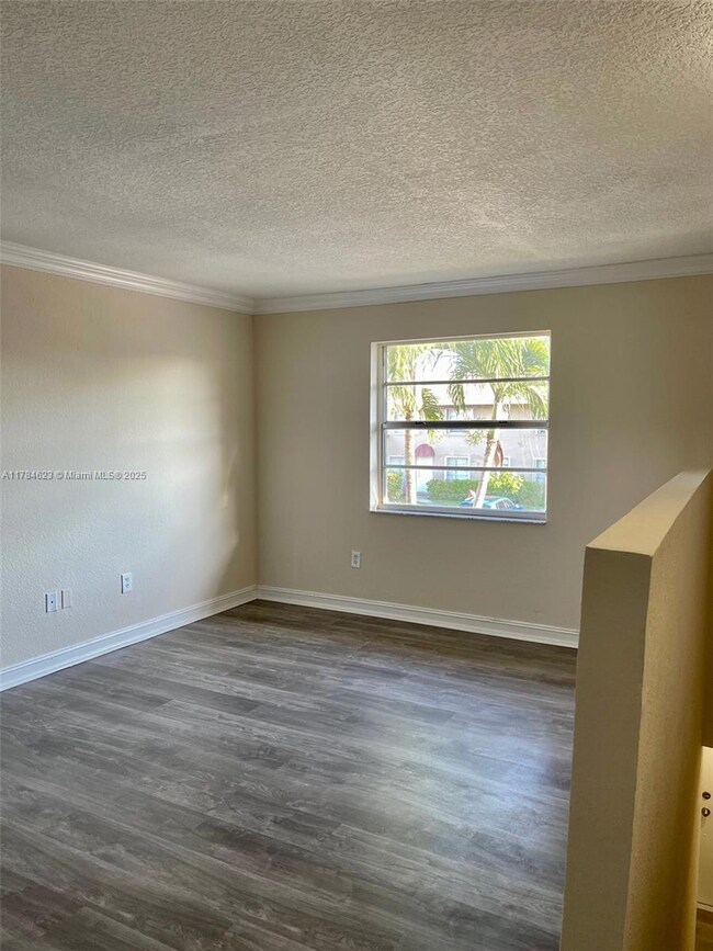 15270 SW 80th St unit 7, Miami, FL 33193 - photo 3