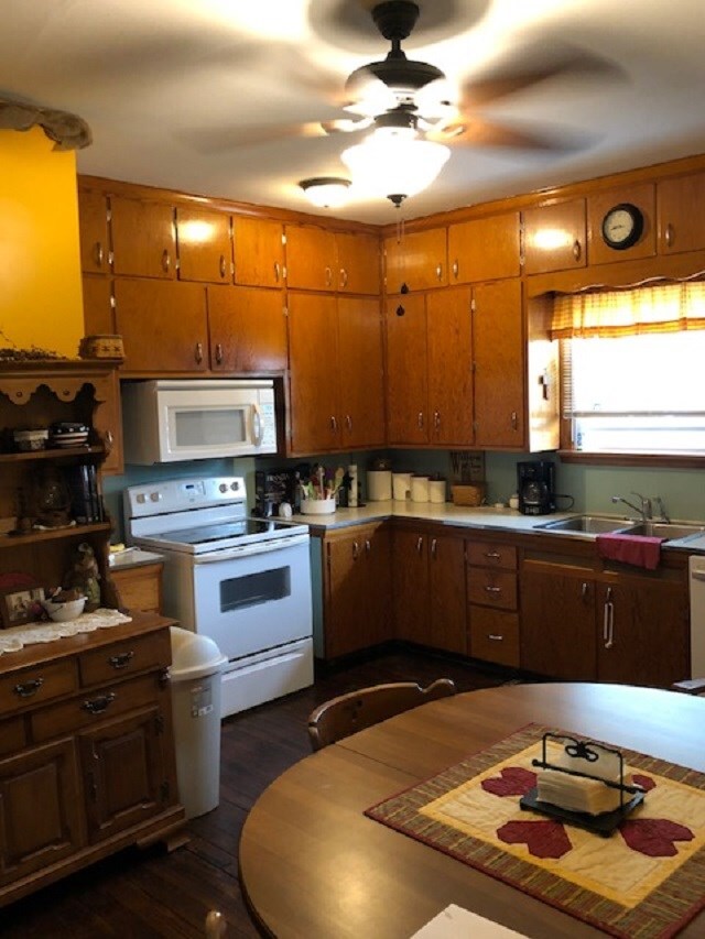 403 E Walnut St, Argos, IN 46501 - photo 4