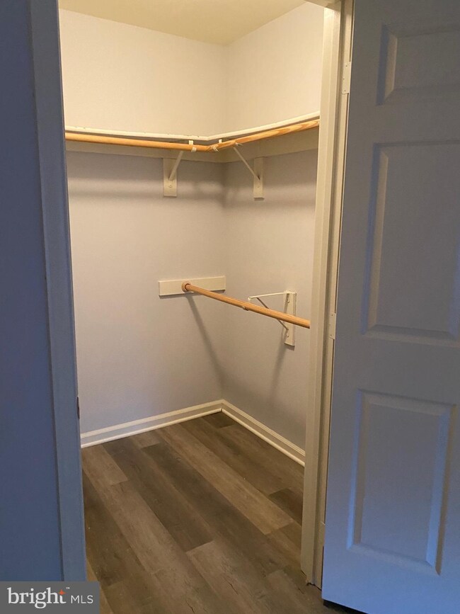 4401 Silverbrook Ln unit B101, Owings Mills, MD 21117 - photo 5