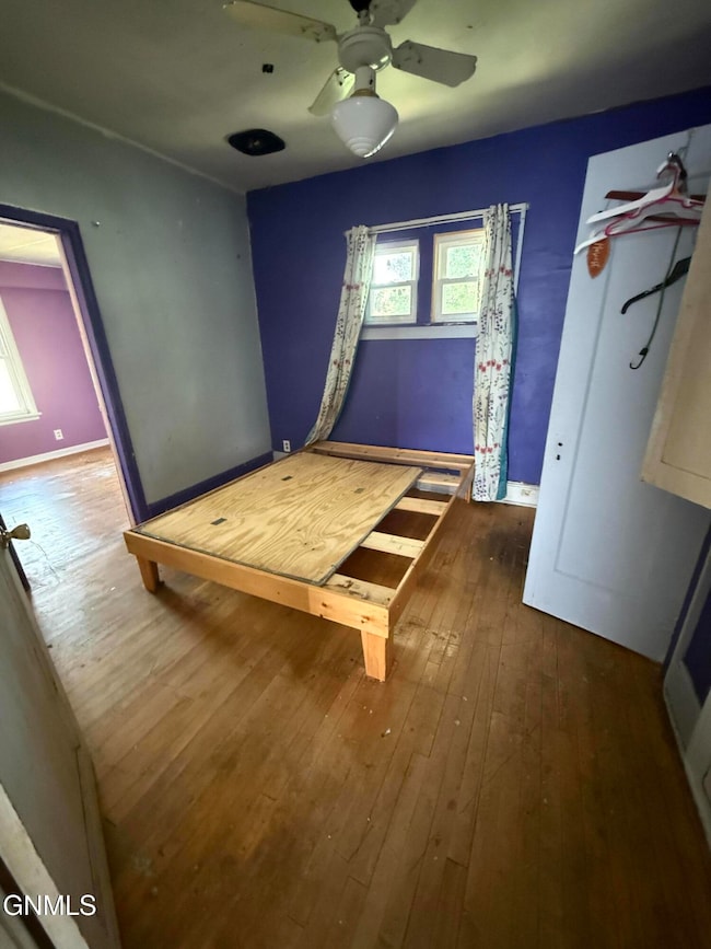 421 W Main St, Beulah, ND 58523 - photo 7