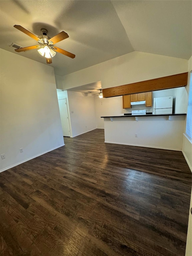 641 Woodard Ave, Cleburne, TX 76033 - photo 2