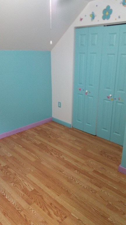 31 Temple St, Holyoke, MA 01040 - photo 6