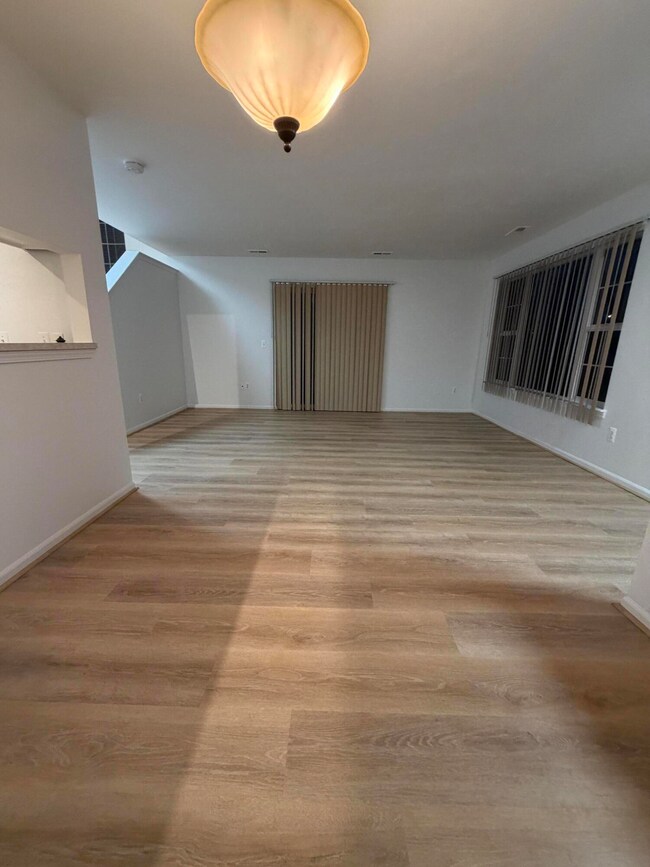 3245 Reeves Dr unit 134, Melvindale, MI 48122 - photo 4