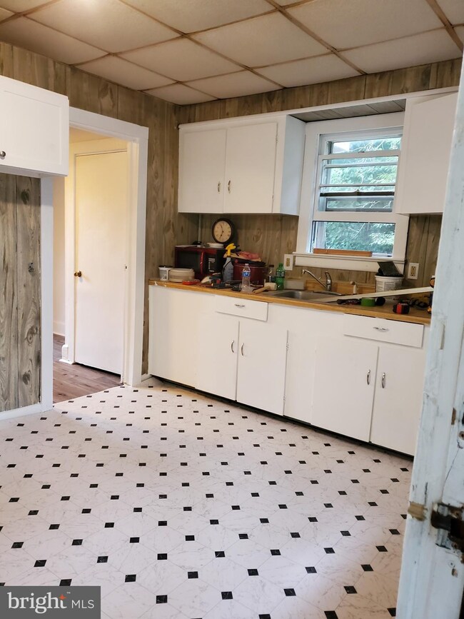 1355 W Point Ave, Mays Landing, NJ 08330 - photo 4