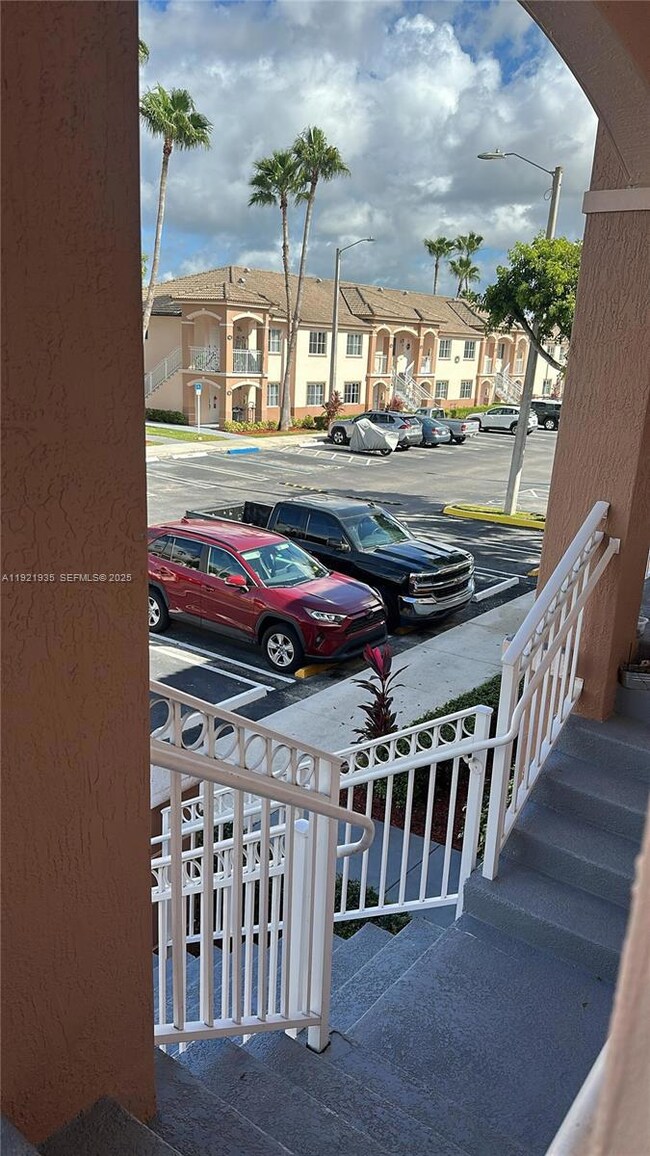 1250 SE 28th Ct unit 203, Homestead, FL 33035 - photo 3