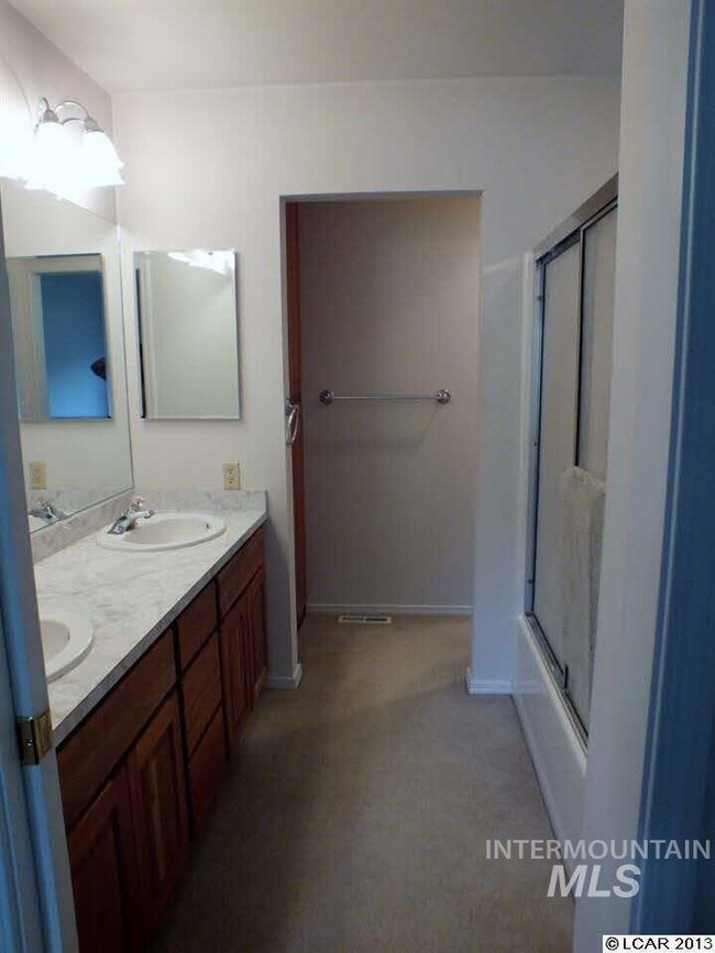 1018 1st St, Asotin, WA 99402 - photo 4