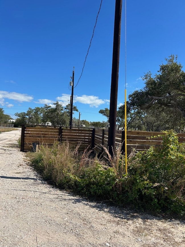 1315 Sammy Henderson St, Rockport, TX 78382 - photo 5