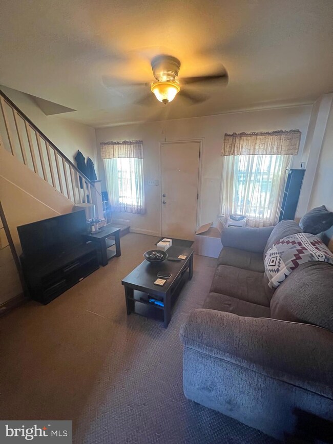 405 E Basin St, Norristown, PA 19401 - photo 5