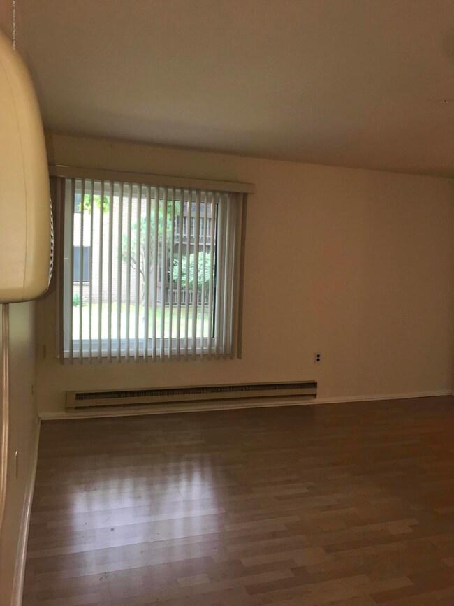 4 Pine Cluster Cir unit A, Manalapan, NJ 07726 - photo 7