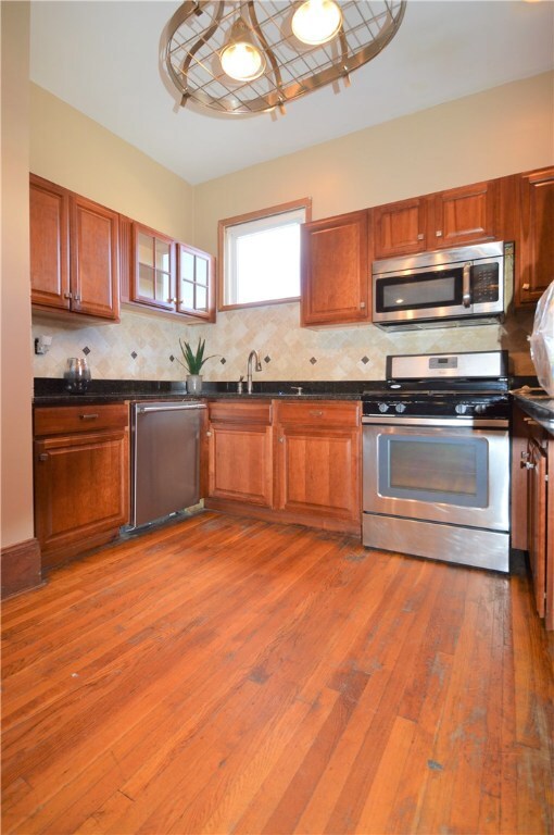 49 Whitmarsh St, Providence, RI 02907 - photo 3