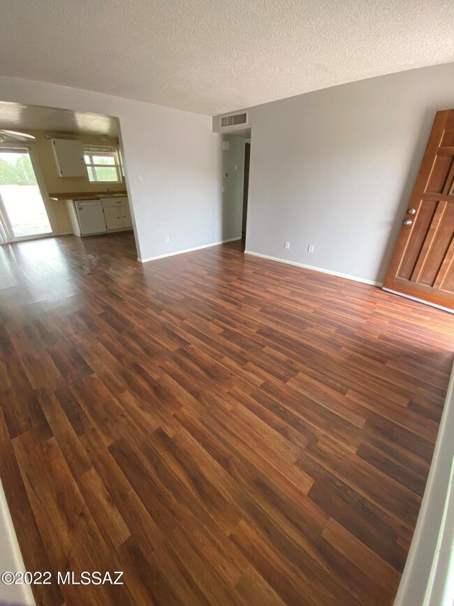 2701 W Calle Del Santo, Tucson, AZ 85741 - photo 7