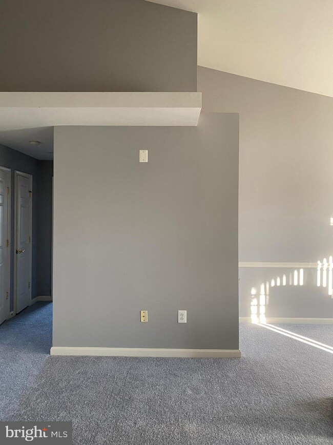 2504 Hemingway Dr, Frederick, MD 21702 - photo 2