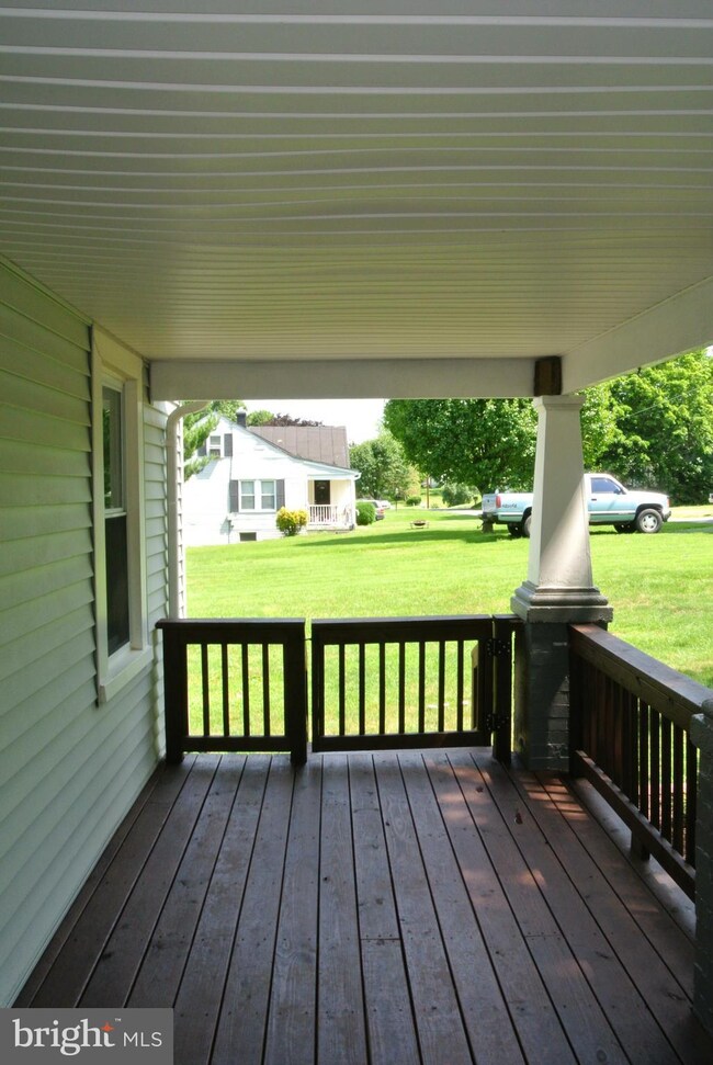 133 Ashton Dr, Winchester, VA 22603 - photo 7