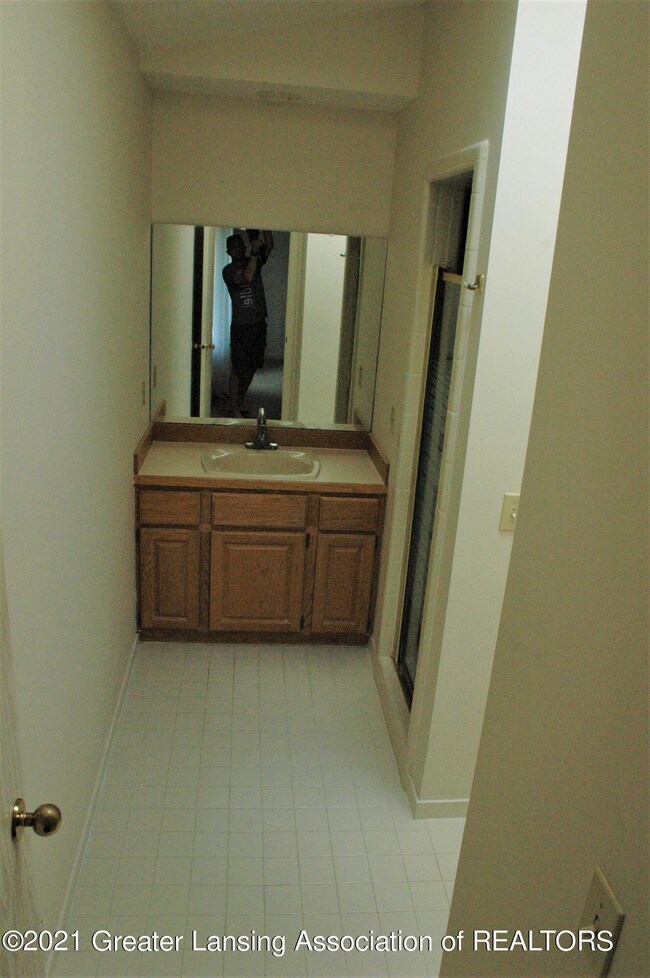 4909 Canyon Trail, Lansing, MI 48917 - photo 5