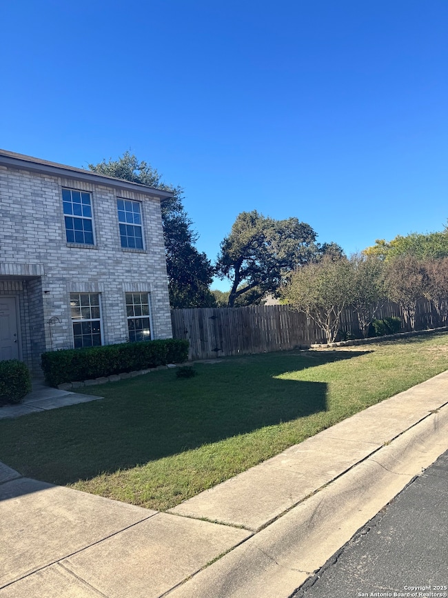 34 Dunthorte Ln, San Antonio, TX 78250 - photo 2