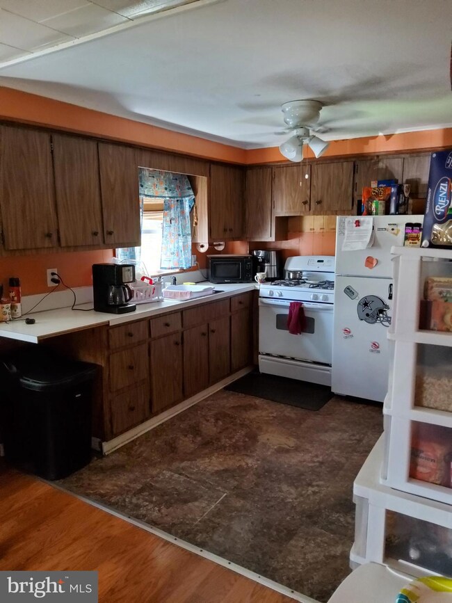 25 Homecrest Ave, Ewing, NJ 08638 - photo 4