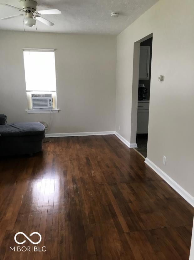 1625 N New York Ave, Muncie, IN 47304 - photo 2