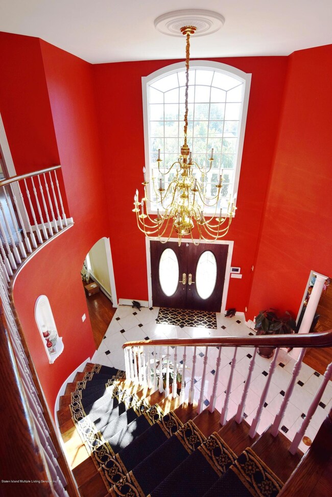 (6) Second Story Foyer View