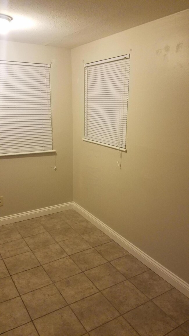 3709 Briggs Rd unit 711, Columbus, OH 43228 - photo 5