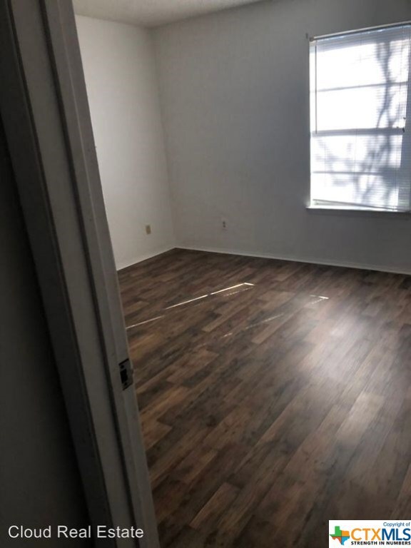 2008 Cedarhill Dr unit B, Killeen, TX 76543 - photo 7