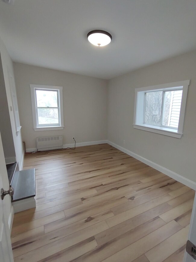 30 Elm St unit 7, Whitefield, NH 03598 - photo 3