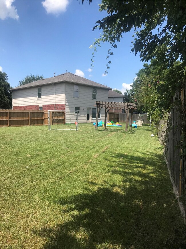 5903 NW Creek Cir, Houston, TX 77086 - photo 5