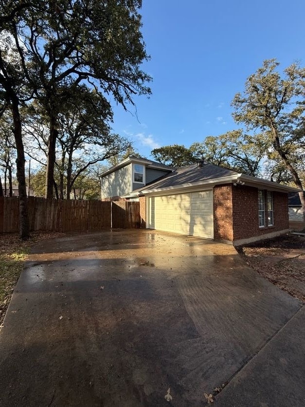 525 Inwood Rd, Azle, TX 76020 - photo 5