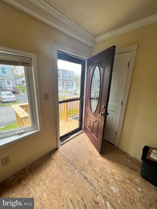 2516 S Snyder Ave, Sparrows Point, MD 21219 - photo 5