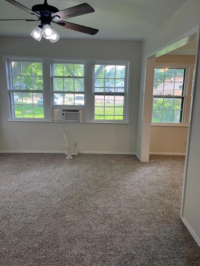 224 W Hull St, Denison, TX 75020 - photo 7