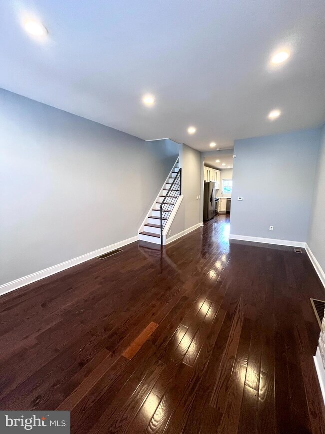 2653 Jasper St, Philadelphia, PA 19125 - photo 2