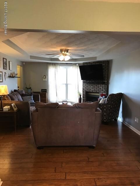 224 Patricia Ln, Mount Washington, KY 40047 - photo 5